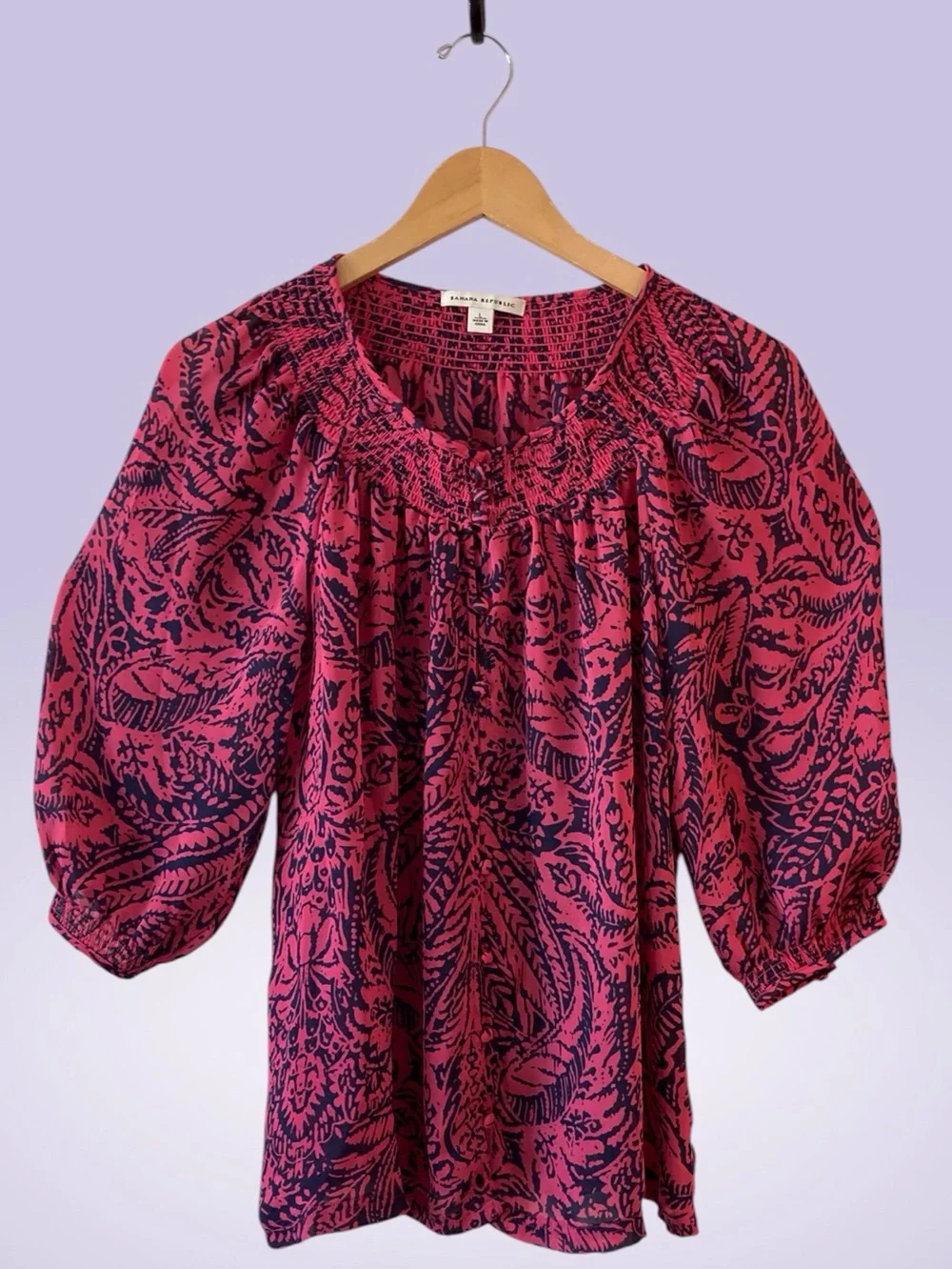 BANANA REPUBLIC | Pink & Navy Abstract Print Smocked Blouse | Size L